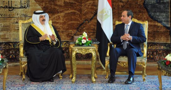 بالصور.. مباحثات ثنائية بين السيسى وملك البحرين يعقبها جلسة موسعة