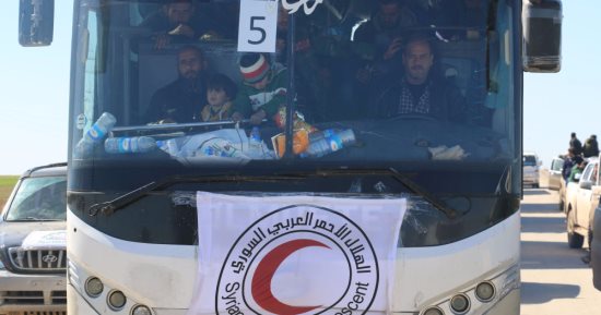 مصادر سورية: وصول الدفعة الأولى من العناصر المسلحة بحى برزة إلى إدلب