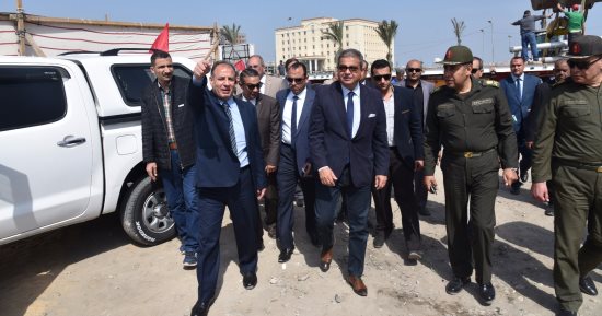 بالصور.. محافظ الإسكندرية ووزير الشباب يتفقدان مقر إنشاء ملاعب نادى الإتحاد