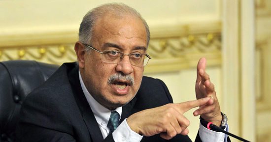 رئيس الوزراء يلتقى وزير البترول لمتابعة عدد من الملفات