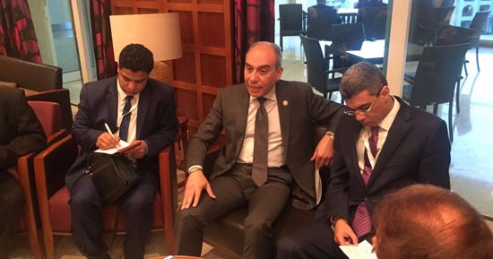 الرئاسة: السيسي يتناول مع الإدارة الأمريكية نتائج القمة العربية