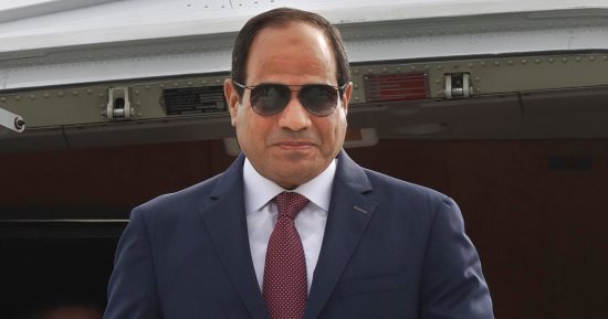 السيسي يغادر إلى الإمارات لبحث تعزيز العلاقات الثنائية بين البلدين