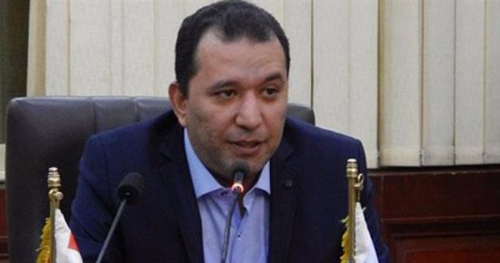 محافظ الأقصر يبحث تشغيل خط طيران مباشر من اسطنبول لتنشيط السياحة
