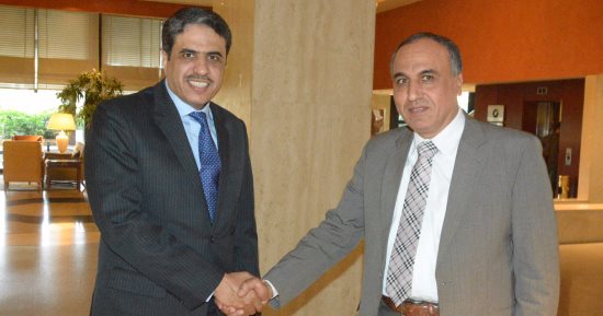 نقيب الصحفيين يلتقى وزير الإعلام البحرينى ويتفقان على توقيع اتفاقيات توأمة