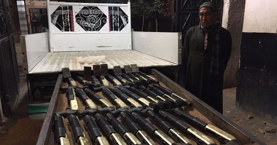 ضبط 30 بندقية خرطوش و7 طرب حشيش بدار السلام بسوهاج