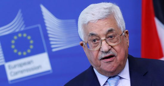 السرد بالألوان فى معرض "فلسطين حكاية ولون" بمدينة نابلس