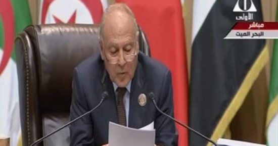الجامعة العربية: العمل على تحقيق توصيات القمم السابقة لدعم التعاون الاقتصادى