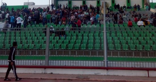 بالصور.. المصرى يعود لاستاد بورسعيد.. والجماهير تقف دقيقة حداد على الشهداء