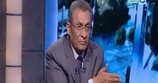 سامح عاشور وأعضاء نقابة المحامين يشاركون فى عزاء صابر عمار 
