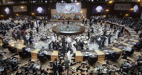 انتهاء وقائع الجلسة الافتتاحية للقمة العربية فى الأردن