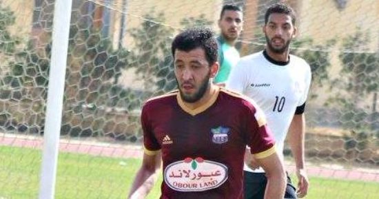 بالفيديو.. المقاصة بـ 10 لاعبين أمام الإسماعيلى بعد طرد "نبيل"
