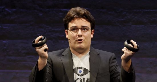 بعد تركه فيس بوك.. 8 معلومات عن "بالمر لوكى" مخترع نظارة Oculus Rift