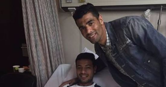 محمد صبحى يزور لاعب الإنتاج بعد جراحة الرباط الصليبى 