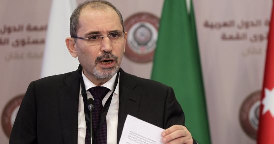 الأردن يدعو إسرائيل مجددا إلى فتح المسجد الأقصى دون عوائق                 