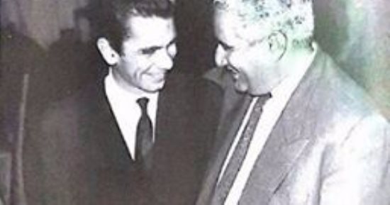 شاهد صورة نادرة.. زامورا يكرم المايسترو داخل نادى الزمالك