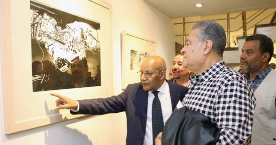 أحمد نوار يفتتح معرض "مبدعون خالدون" بمشاركة 200 عمل لـ 39 فنانا بجاليرى ضى