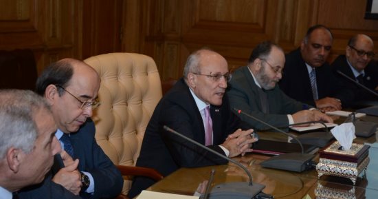 بالصور.."العصار" يبحث مع وزير التعليم العالى سبل تطوير مجالات البحث العلمى