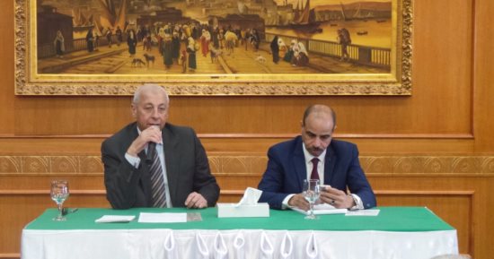 بالصور.. بدء اجتماع محافظ أسوان مع لجنة الزراعة والرى بالبرلمان