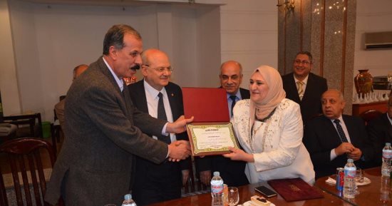رئيس جامعة الزقازيق يعلن عن تنظيم يوم للوفاء مرتين سنويا