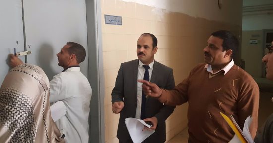 النيابة تستعلم عن حالة 3 عمال أصيبوا باختناقات بمول 6 أكتوبر وتنتقل للمعاينة