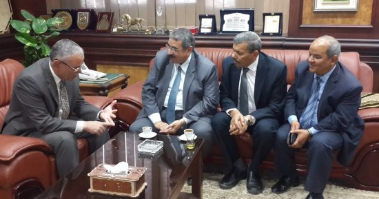 بالصور .. محافظ المنيا : حملة  لإزالة تعديات نهر النيل بالتعاون مع وزارة الرى