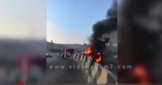 تفحم جثة سائق وتباع بعد اصطدام مقطورة بعامود إنارة بطريق إسكندرية الصحراوى