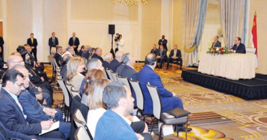بالفيديو والصور.. السيسى يُطمئن الجالية المصرية بأمريكا.. ويؤكد: نبنى مصر الجديدة