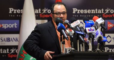 محمد كامل يطير إلى كمبالا لحضور مباراة مصر أوغندا 