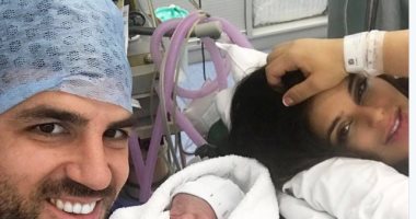 فابريجاس يستقبل مولوده الجديد ويطلق عليه "ليوناردو سمعان"