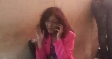 منى برنس: سأقاضى جامعة السويس وعزلونى بسبب "المايوه"