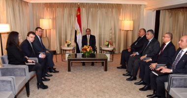 السيسى يستقبل السيناتور تيد كروز صاحب مشروع تصنيف "الإخوان" منظمة إرهابية