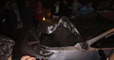 بالصور.. سقوط سيارة زفاف فى بحر دكرنس بالدقهلية
