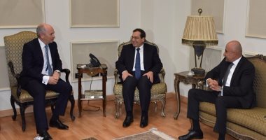 وزير البترول يلتقى رئيس شركة شل العالمية
