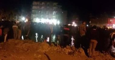 جثامين عروسى الدقهلية وأقاربهم يغادرون مشرحة دكرنس استعدادا لدفنهم 