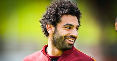 بالصور.. محمد صلاح يشارك فى تدريبات روما استعدادا لـ"بولونيا"
