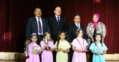 بالصور.. كلية النصر للبنات بالإسكندرية تنظم حفلا بمناسبة "عيد العلم"