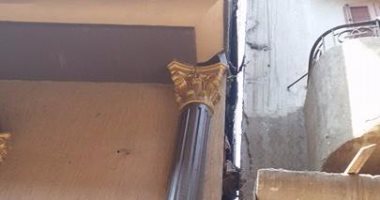 بالصور.. قارئ يرصد عقار مائل بكفر شكر فى القليوبية