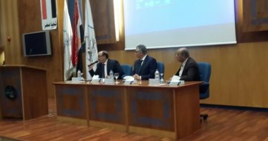 بالصور .. ندوة تثقيفية بميناء الإسكندرية حول التوعية فى التعامل مع السائحين