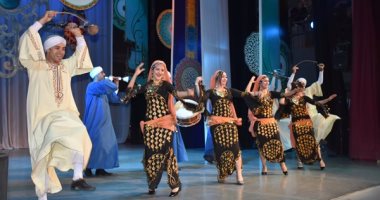 بالفيديو والصور.. اختتام مهرجان دمنهور للفولكلور بمشاركة 14 فرقة من كل أنحاء العالم 