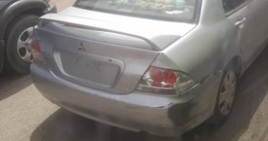 سيارة بدون أرقام فى شارع جسر السويس وقارئ يطالب بضبط المخالفين