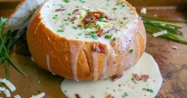 طريقة عمل رغيف شوربة الجبن الشيدر