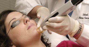 س و ج .. كل ما تريدين معرفته عن إزالة الشعر بالليزر فى 6 أسئلة