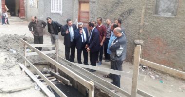 محافظ دمياط يكلف بحل مشكلة الصرف الصحى بقرية العبيدية