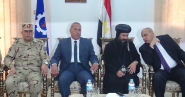 بالفيديو.. محافظ السويس يزور كنيسة مارجرجس بمدينة الصباح لتقديم واجب العزاء