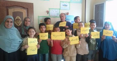 بالصور.. ورشة فنية فى قصر ثقافة الشرقية ضد الإرهاب