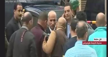 مدير أمن الغربية يتفقد محيط كنيسة مارجرجس قبيل تشييع جنازة أحد الشهداء
