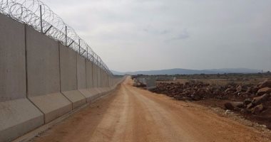 بالصور.. تركيا تبنى جدار خرسانى بطول 550 كم على طول الحدود مع سوريا