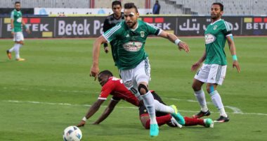 بالفيديو والصور.. كوليبالى يهدد مرمى الاتحاد بضربة رأس وحازم إمام يرد بـ"صاروخية"