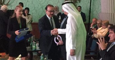 وزير الاتصالات: وفد من "أبل" يزور مصر الشهر المقبل لبحث فرص الاستثمار 