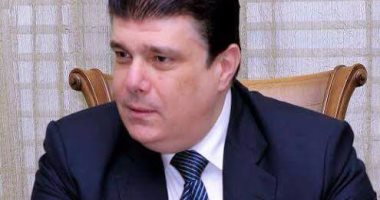 حسين زين يوجه الشكر لفريق عمل مؤتمر الشباب وتخرج الكليات العسكرية